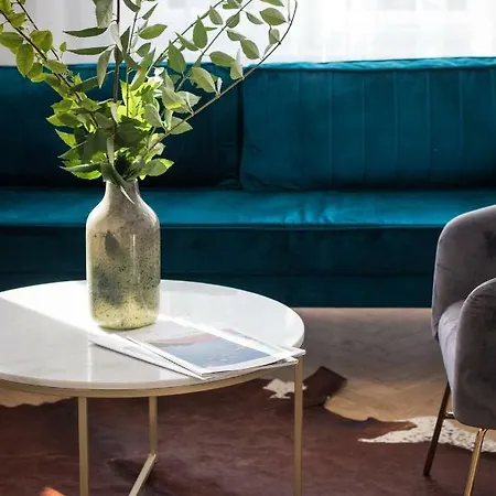 Apartment Deak20
